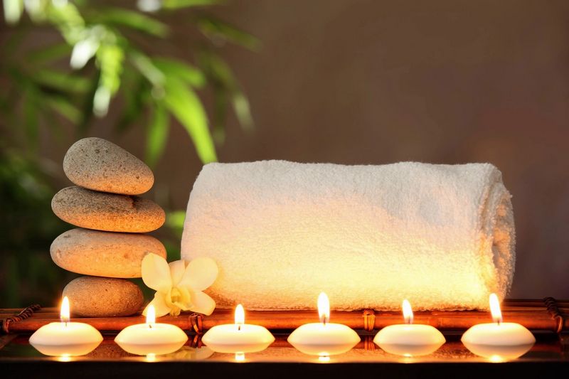 What's a Hot Stone Massage and Why Should You Try One Soon?